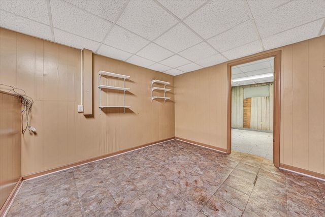 3903 Harvest LN NW, Roanoke, VA 24017
