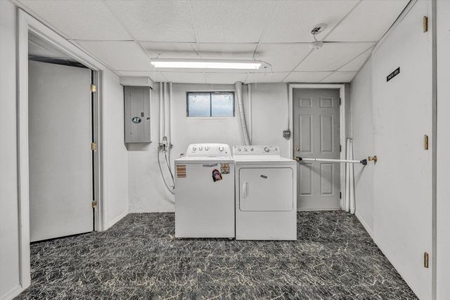 3903 Harvest LN NW, Roanoke, VA 24017