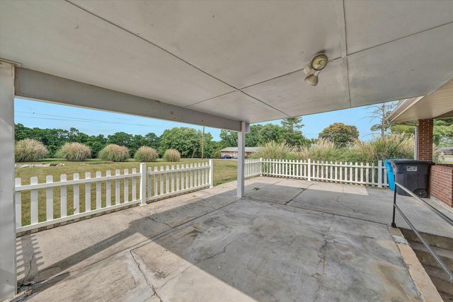 3903 Harvest LN NW, Roanoke, VA 24017