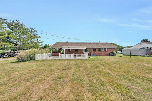 3903 Harvest LN NW, Roanoke, VA 24017