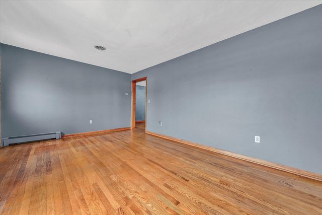 3903 Harvest LN NW, Roanoke, VA 24017