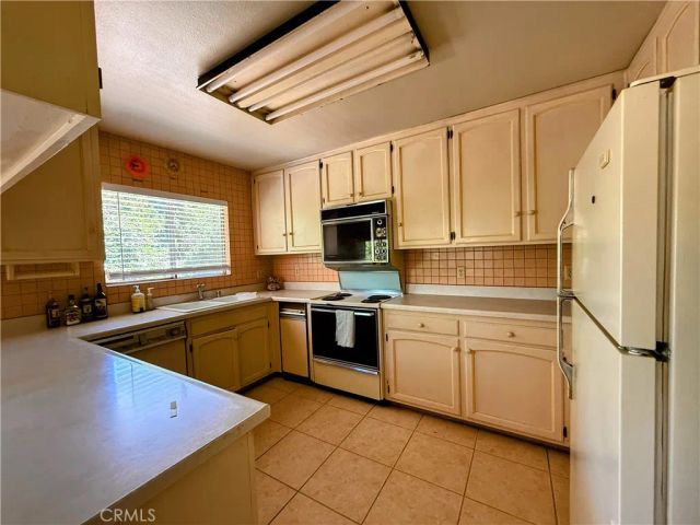 4792 Beaumont, La Mesa, CA 91941