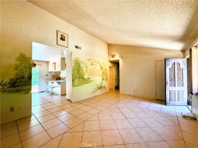 4792 Beaumont, La Mesa, CA 91941