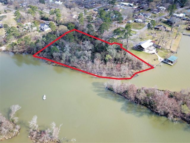25810 Lakewater Drive, Houston, TX 77336