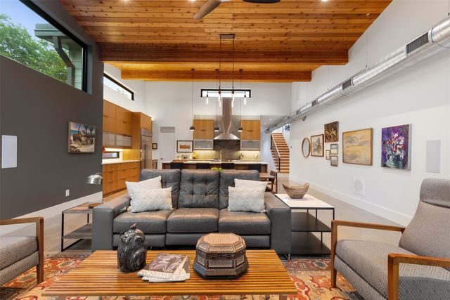 8619 San Benito Way, Dallas, TX 75218