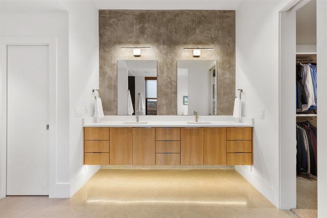 8619 San Benito Way, Dallas, TX 75218