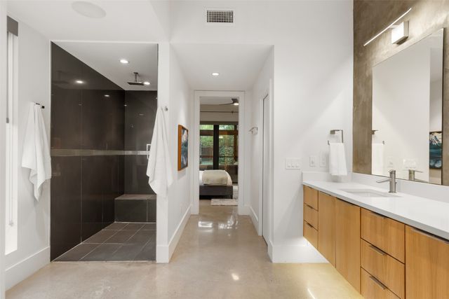 8619 San Benito Way, Dallas, TX 75218