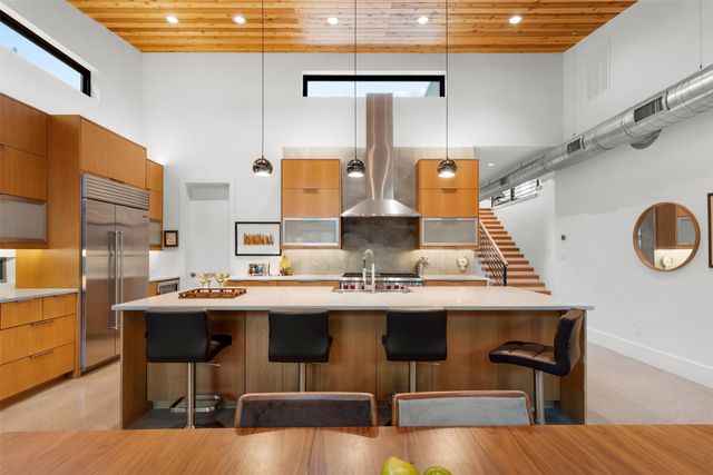 8619 San Benito Way, Dallas, TX 75218