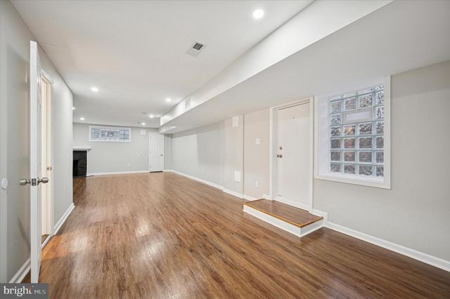 6416 N 15TH ST, Philadelphia, PA 19126