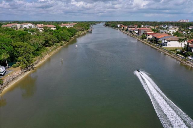 102 RIVERS EDGE LANE 102, Palm Coast, FL 32137