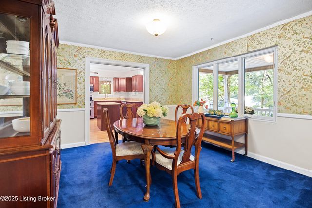 322 Kenwood Hill Rd, Louisville, KY 40214