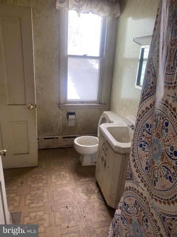 500 FAIRVIEW ST, Pottsville, PA 17901