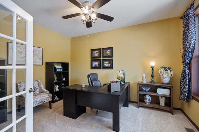 4050 149th Avenue NE, Ham Lake, MN 55304