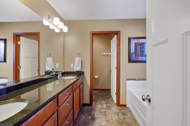 4050 149th Avenue NE, Ham Lake, MN 55304