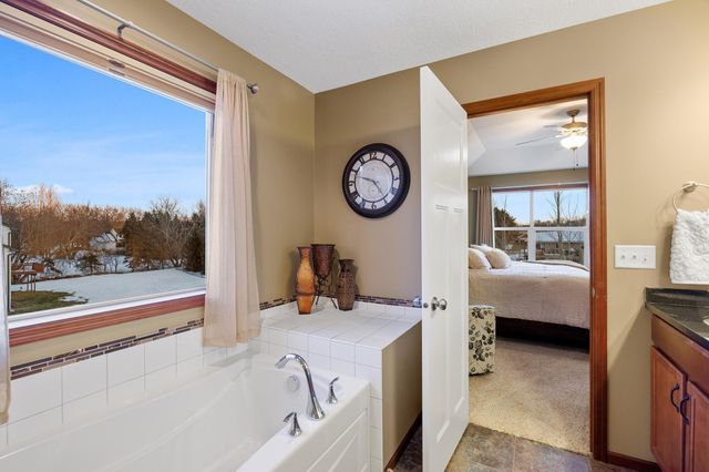 4050 149th Avenue NE, Ham Lake, MN 55304