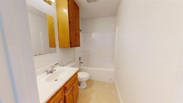 310 Coffee Street, Dequincy, LA 70633