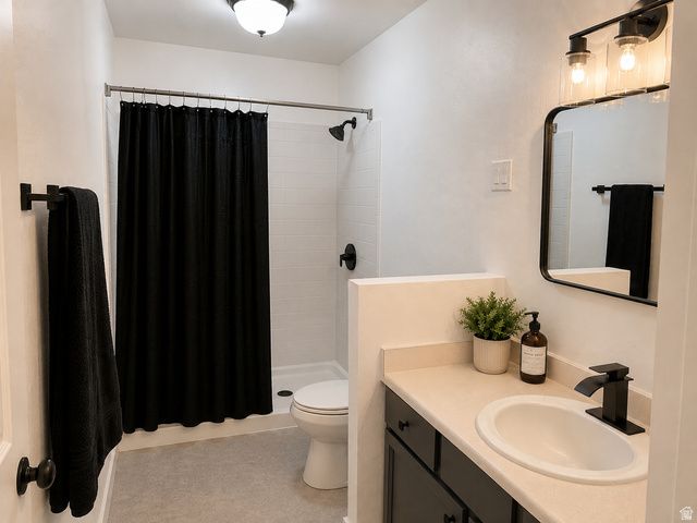 696 E WILLIAMSBURG PARK CIR, Sandy, UT 84070