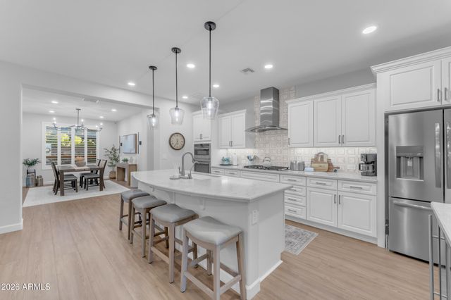 429 E VETERANS Way, Queen Creek, AZ 85140