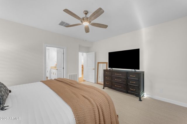 429 E VETERANS Way, Queen Creek, AZ 85140