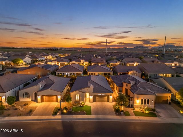 429 E VETERANS Way, Queen Creek, AZ 85140