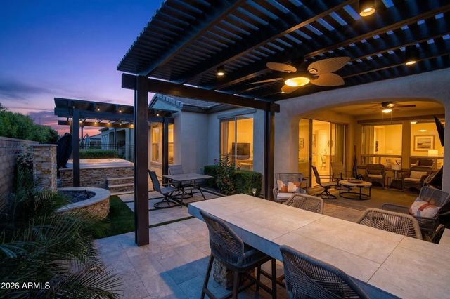 429 E VETERANS Way, Queen Creek, AZ 85140