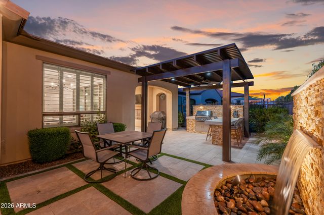 429 E VETERANS Way, Queen Creek, AZ 85140