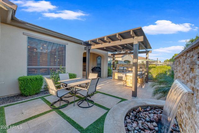 429 E VETERANS Way, Queen Creek, AZ 85140