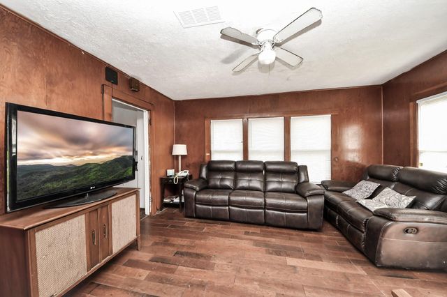 7302 Schneider Street, Houston, TX 77093