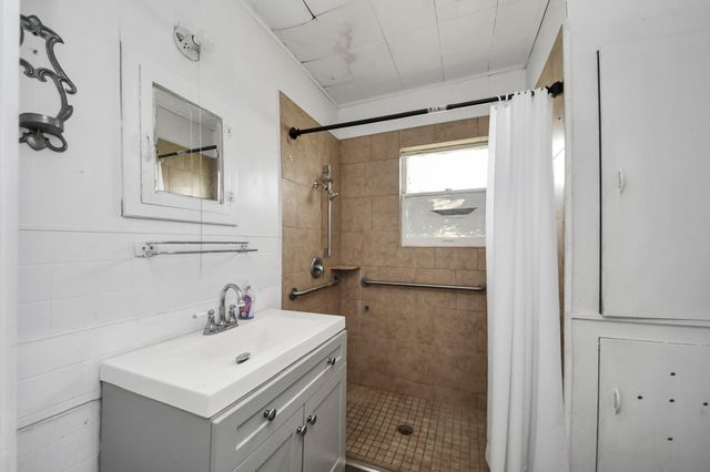 7302 Schneider Street, Houston, TX 77093