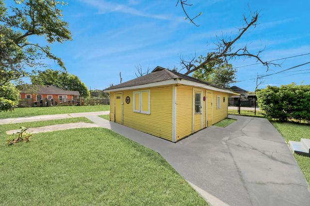 7302 Schneider Street, Houston, TX 77093