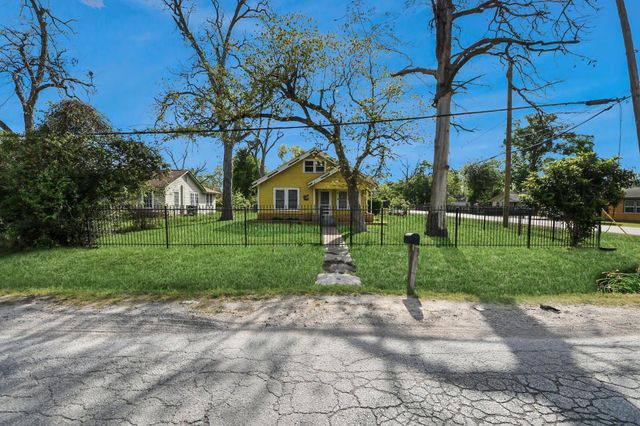 7302 Schneider Street, Houston, TX 77093