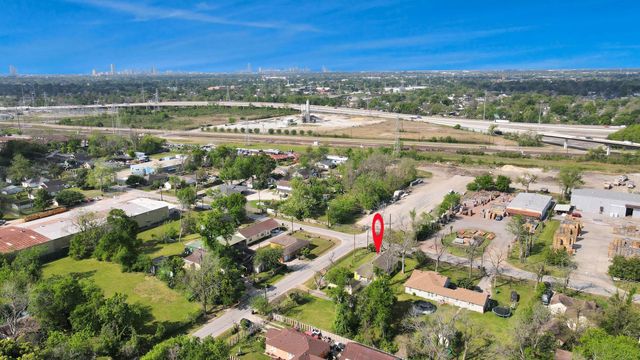 7302 Schneider Street, Houston, TX 77093