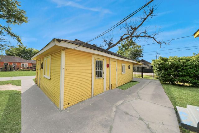 7302 Schneider Street, Houston, TX 77093