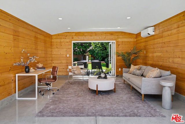 523 N Lamer Street, Burbank, CA 91506