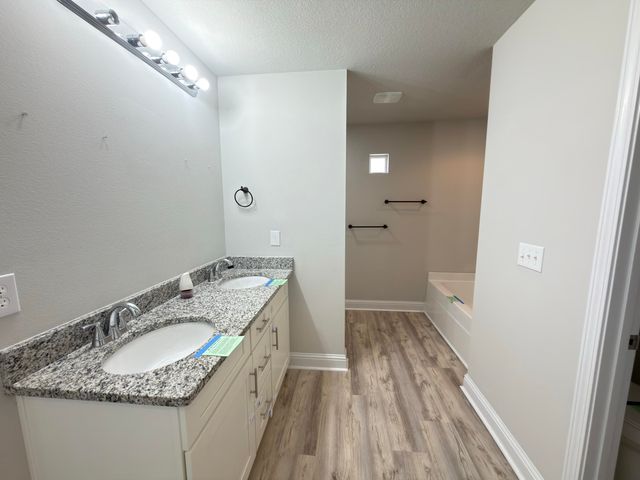 5281 Moore Loop, Crestview, FL 32536