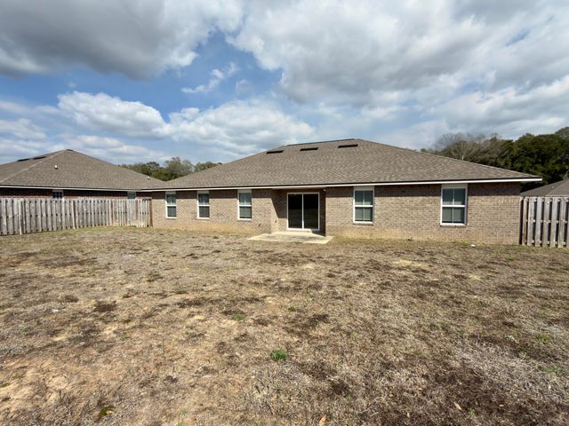 5281 Moore Loop, Crestview, FL 32536