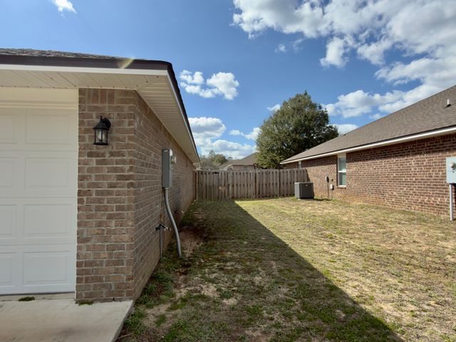 5281 Moore Loop, Crestview, FL 32536