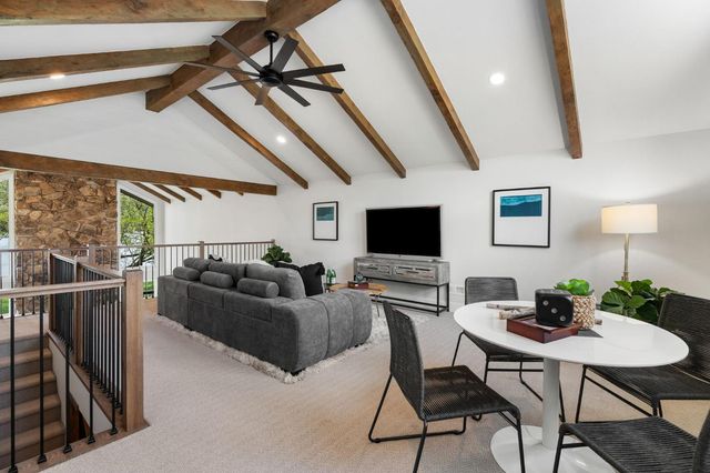 18209 Wildflower Dr, Penn Valley, CA 95946