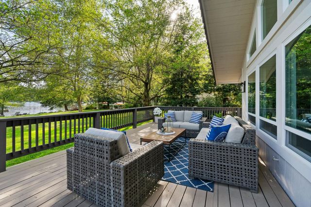 18209 Wildflower Dr, Penn Valley, CA 95946