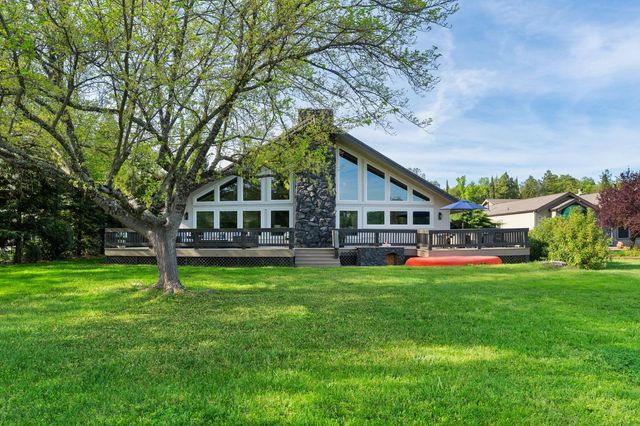 18209 Wildflower Dr, Penn Valley, CA 95946