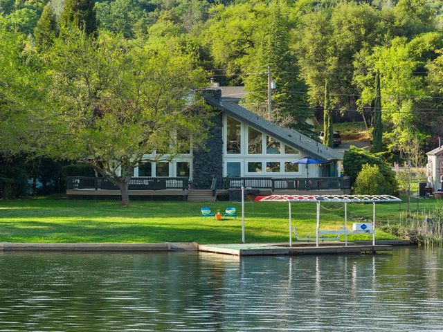 18209 Wildflower Dr, Penn Valley, CA 95946