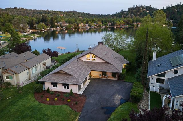 18209 Wildflower Dr, Penn Valley, CA 95946