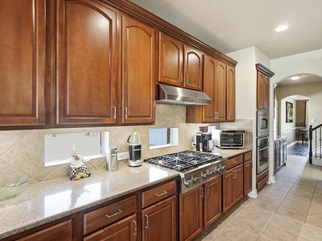 1130 Rio Bravo Way, Shady Shores, TX 76208