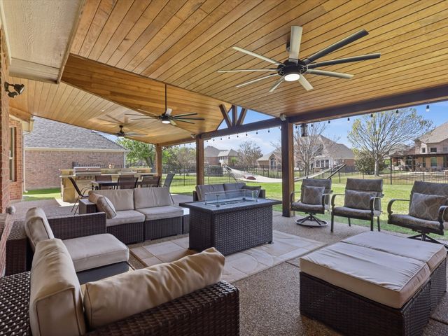 1130 Rio Bravo Way, Shady Shores, TX 76208