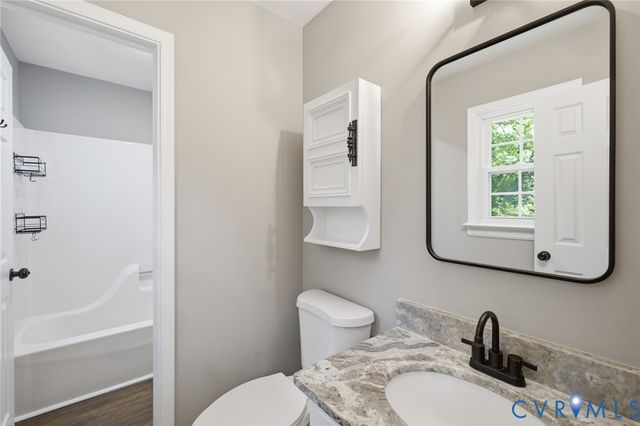 3224 Wyntrebrooke Dr, North Chesterfield, VA 23235