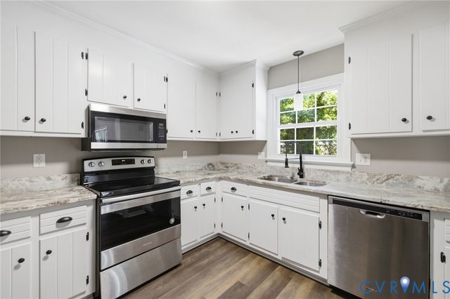 3224 Wyntrebrooke Dr, North Chesterfield, VA 23235