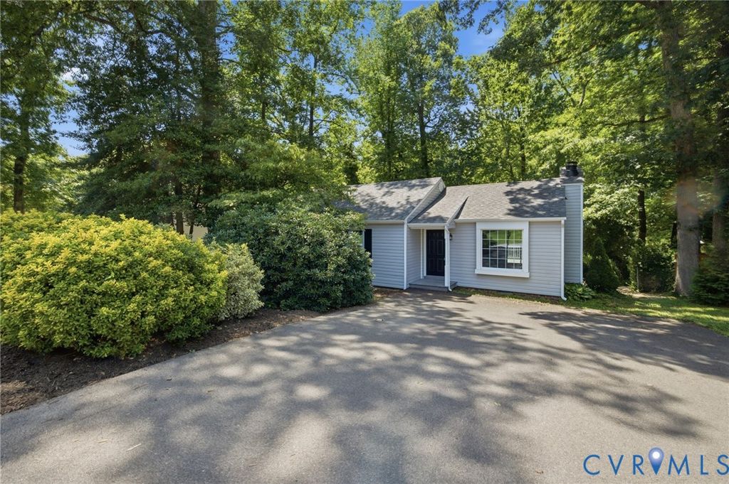 3224 Wyntrebrooke Dr, North Chesterfield, VA 23235