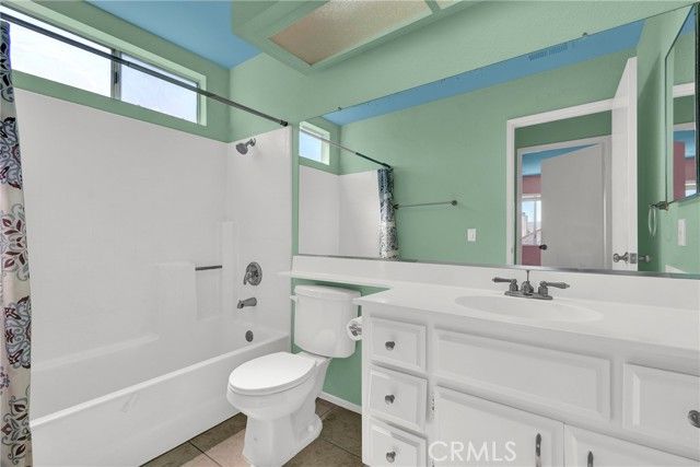 1949 Lockwood, Corona, CA 92881