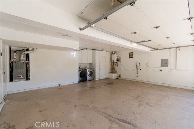 1949 Lockwood, Corona, CA 92881