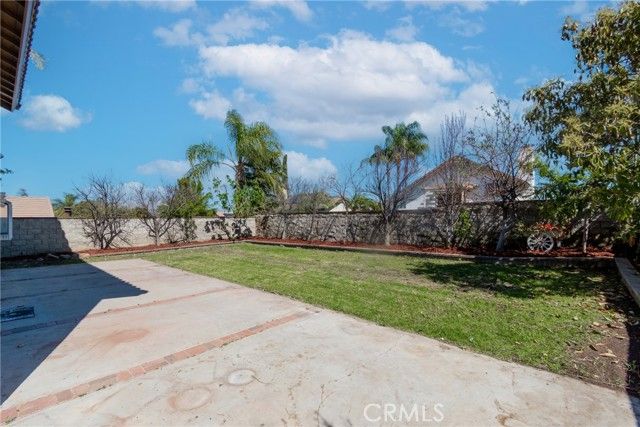 1949 Lockwood, Corona, CA 92881